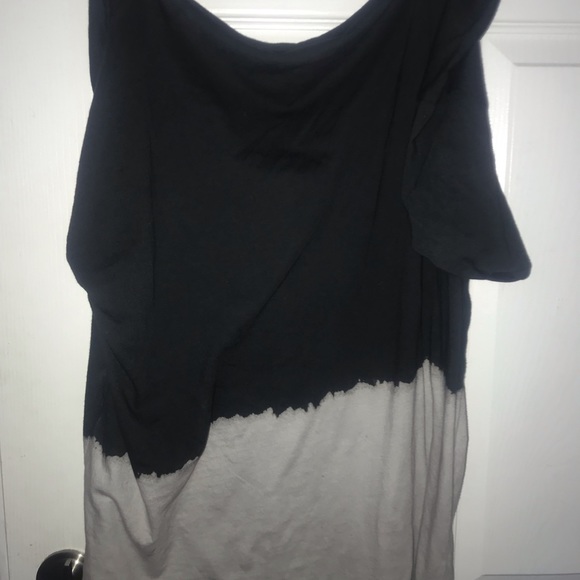 2 “RockerGirl🎸” T-shirt Package! 📦 - Picture 2 of 6